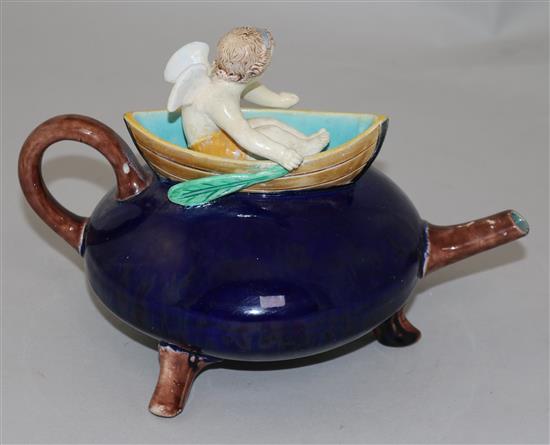 A Victorian Joseph Holdcroft majolica teapot, 5.5in.